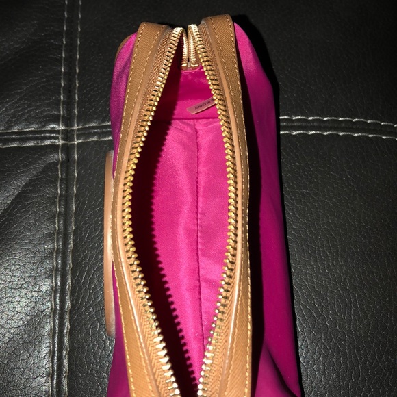 Tory Burch - cosmetic bag. Pink vinyl and tan leather. - Picture 5 of 9